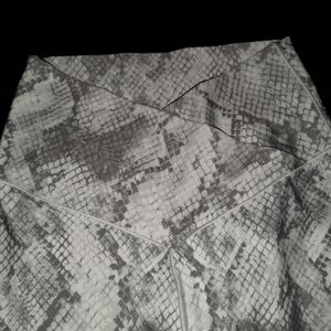 Aerie tik Tok leggings (real me crossover)